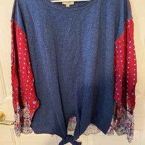 NWT Umgee Tie-front Navy and print top!
